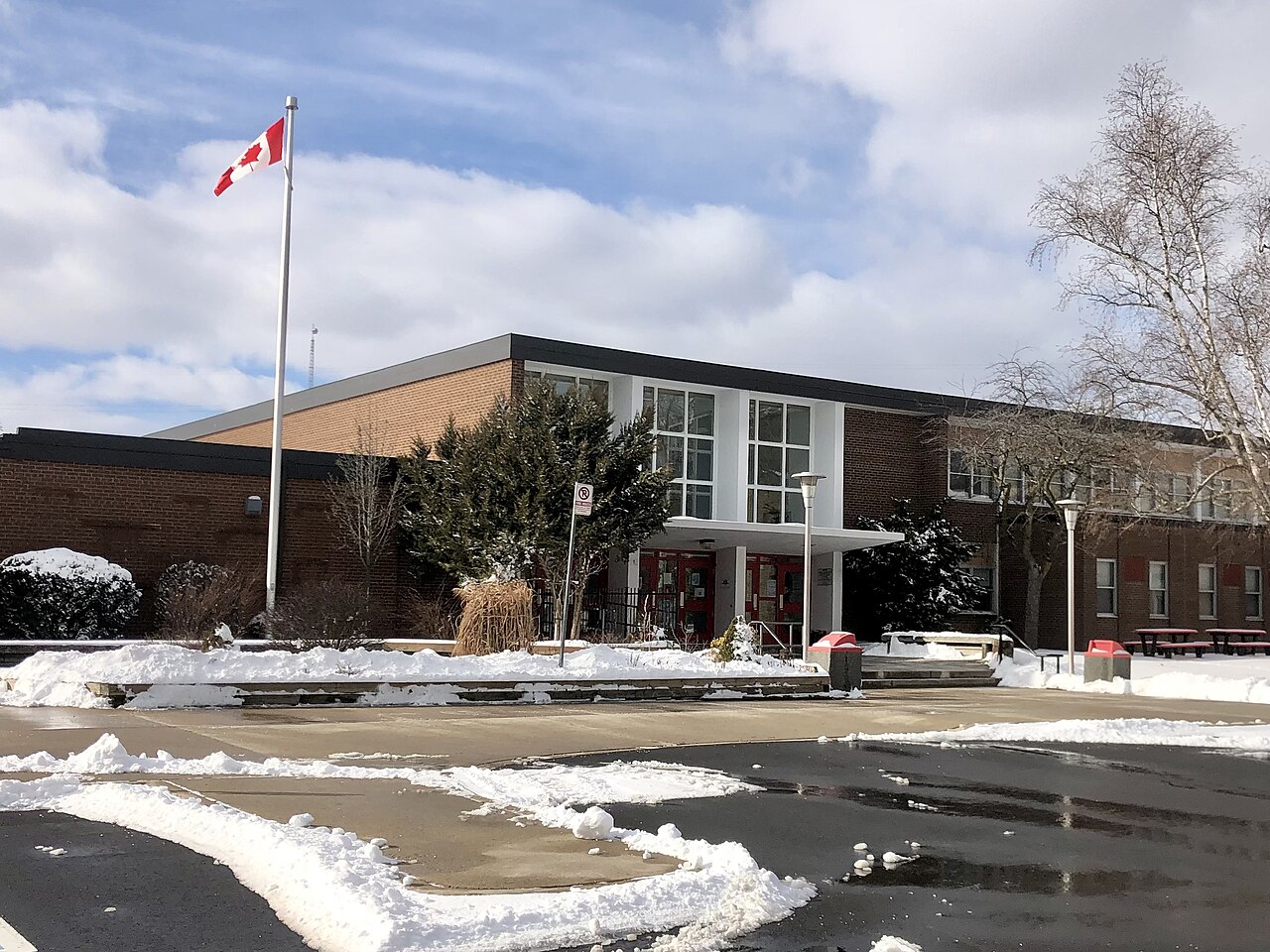 Lorne Park Secondary School front entrance in winter